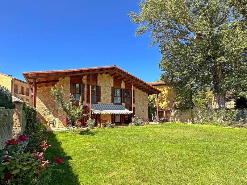 Villa La Presumida De Alcor Sajazarra Casa Vacacional Exterior foto